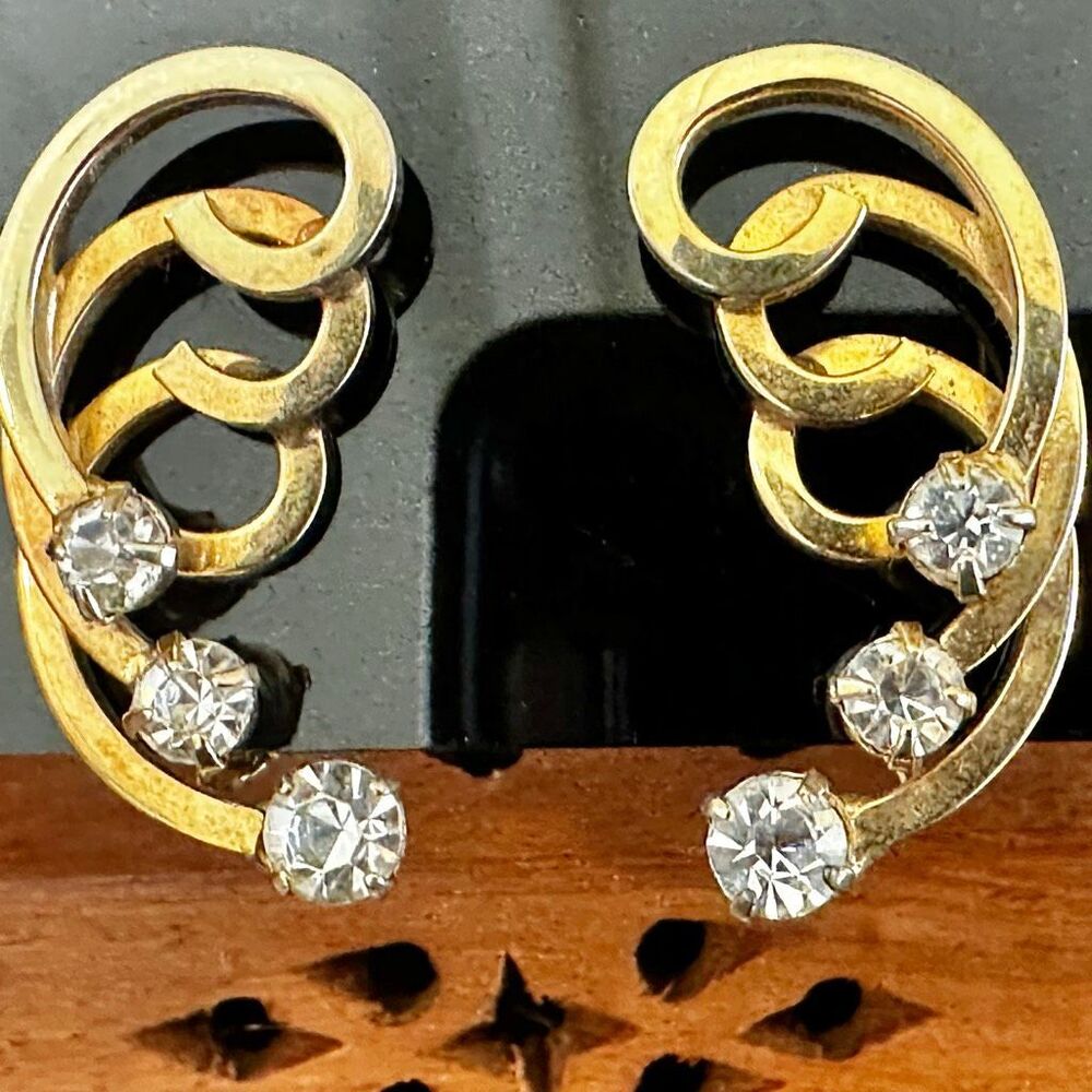 Vintage S.A.C. Gold Tone Rhinestone Clip-On Earrings